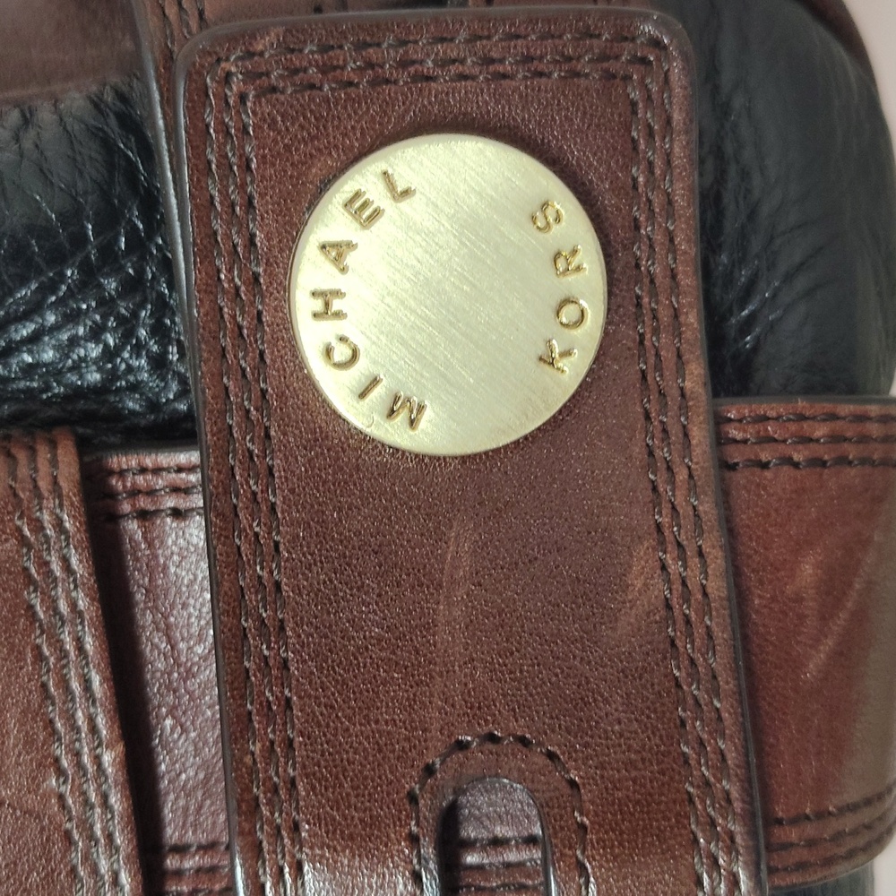 Michael Kors Vintage Purse - Picture 2 of 10